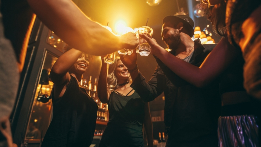 🛬 Más movilidad y ocio 🍻: Esto es Lo que puedes hacer a partir del lunes 👏👏