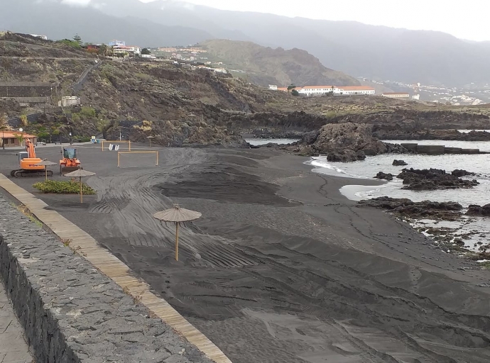 La Playa 🏖 de Los Cancajos, lista para recibir el verano 🌞 de la 'nueva normalidad'