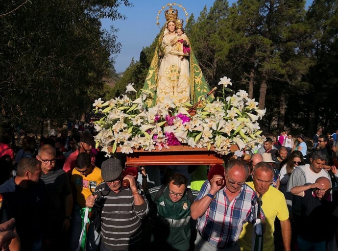 El Paso🌲 venera a La Virgen del Pino ⛪ con actos adaptados a la nueva normalidad  