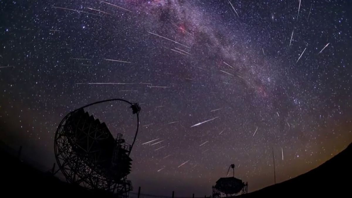 Las Perseidas ☄☄ llegan a su punto máximo con la luna 🌘 como aliada