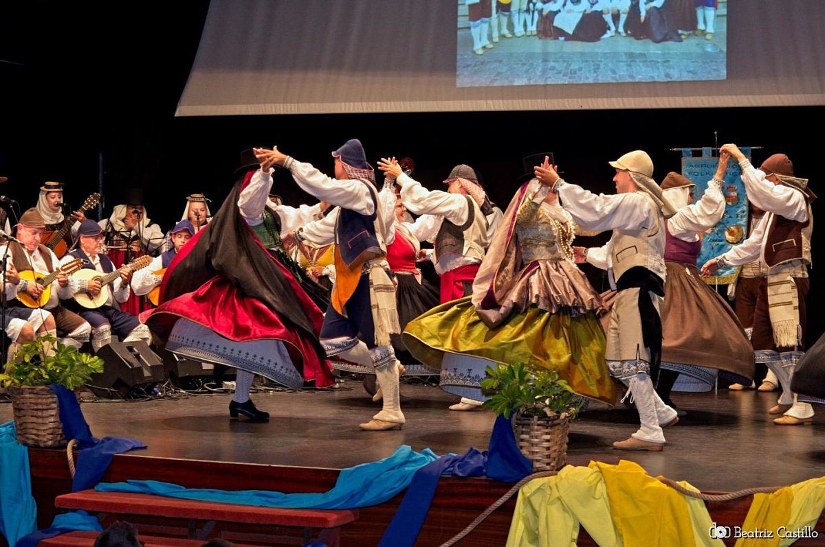 La Agrupación Folklórica Alfaguara🎶celebra sus 17 años🎂con una actuación virtual💻