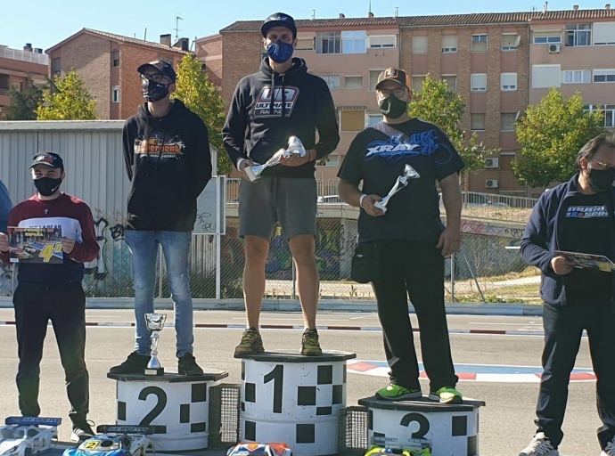 👏Los hermanos Santana revalidan el triunfo🏆 en el Campeonato de España de Automodelismo 🏎 