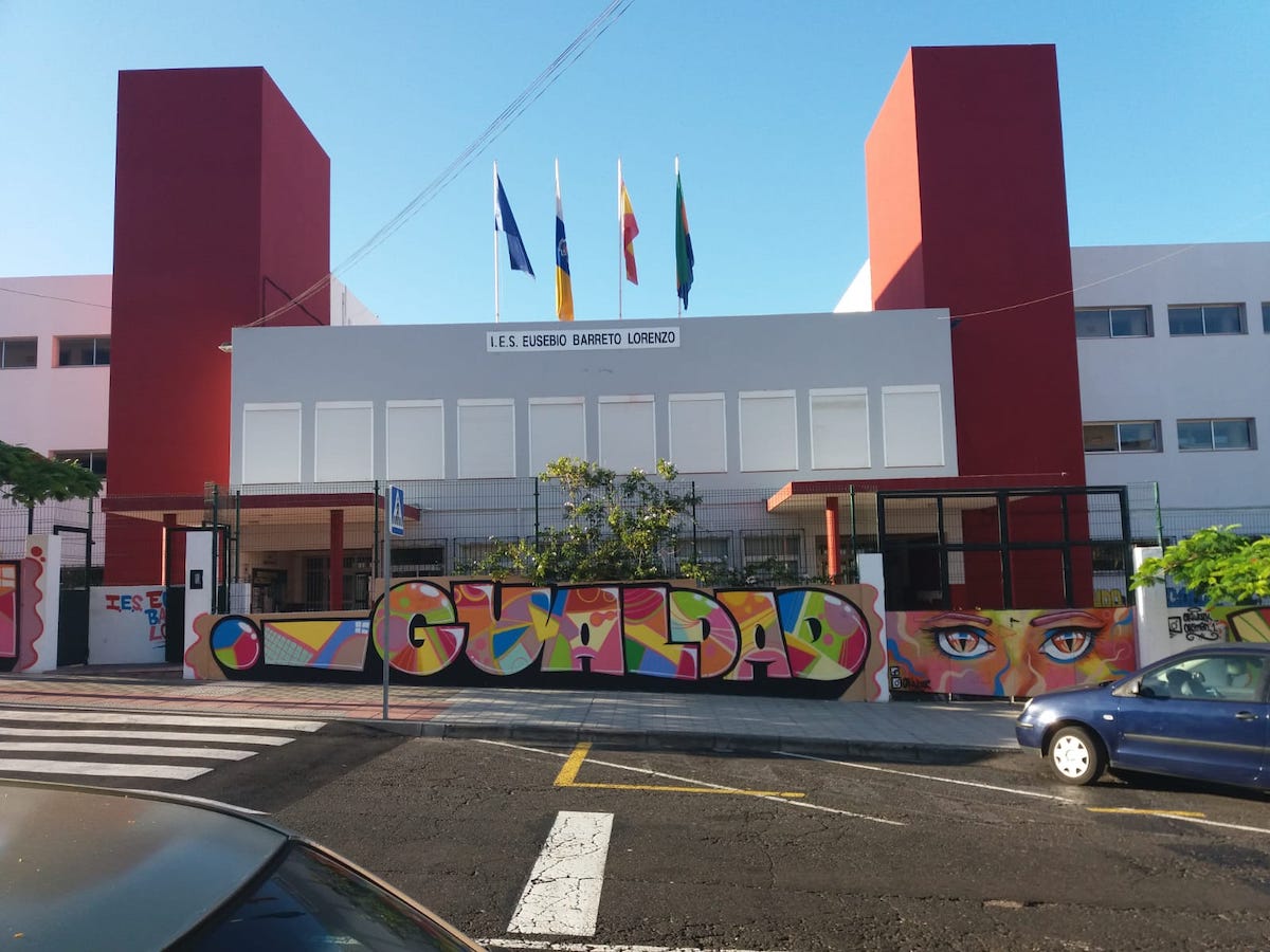 Los Llanos concede la Medalla de Oro🥇 de la ciudad al IES Eusebio Lorenzo Barreto🏫📚  