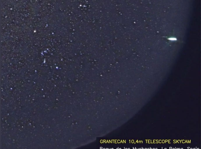 El GTC 🔭capta un fragmento del cometa Halley ☄ convertido en estrella fugaz🌠 en el cielo de La Palma