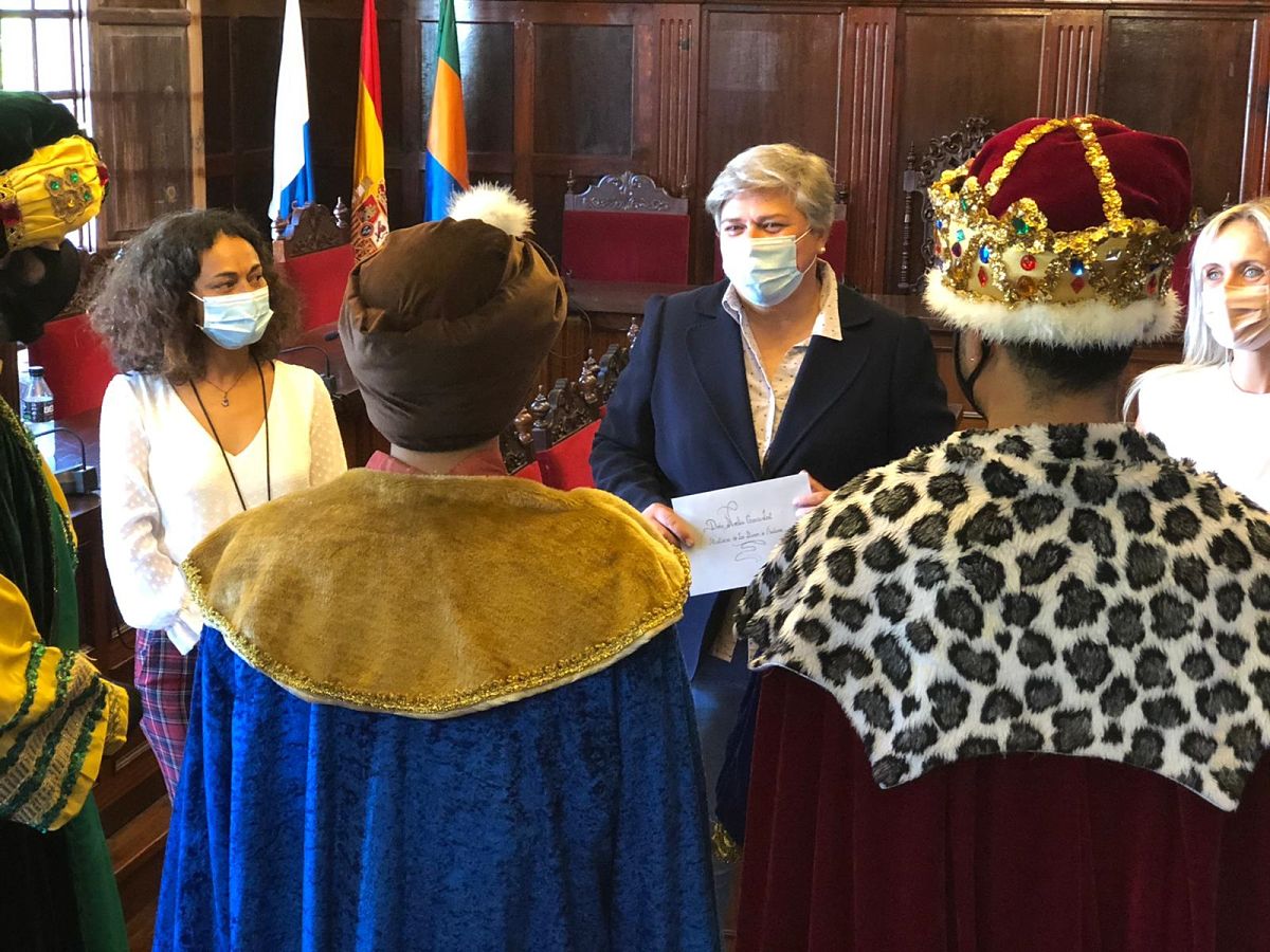 Los Reyes Magos👑👑👑 confirman su visita a Los Llanos🎁🎄