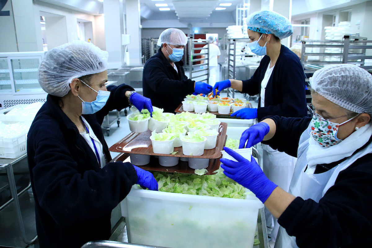 El Hospital de La Palma 🏥 elabora un rico menú 🍽 para sus pacientes👨‍⚕️ en Nochebuena y Navidad🎄