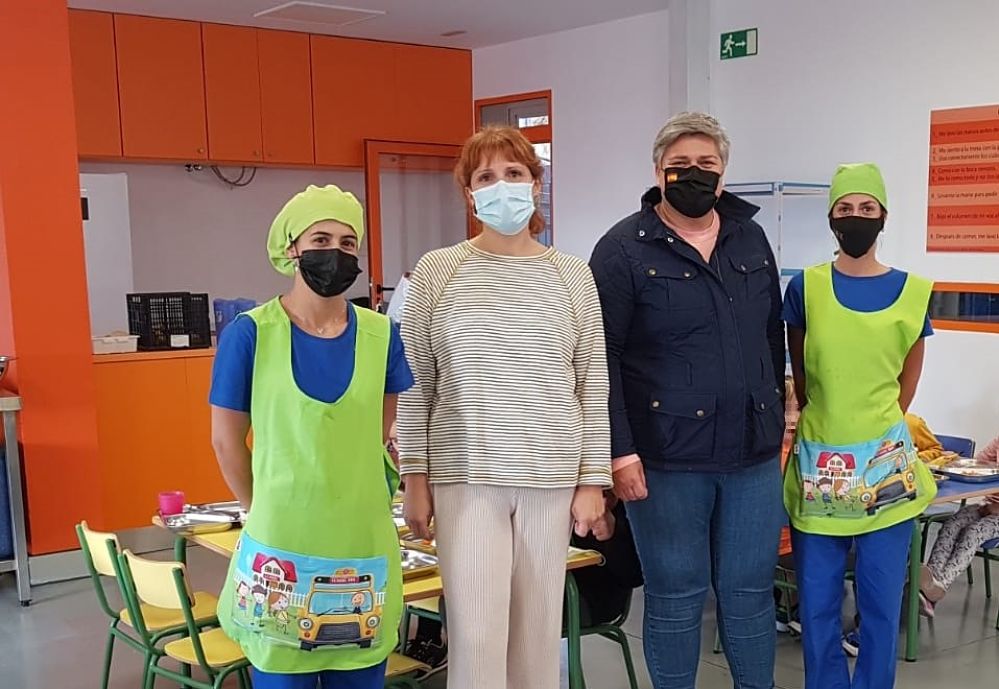 Los alumnos 👧👦 del Colegio de Puerto Naos 🏫 ya pueden disfrutar del servicio de comedor🥗🍴