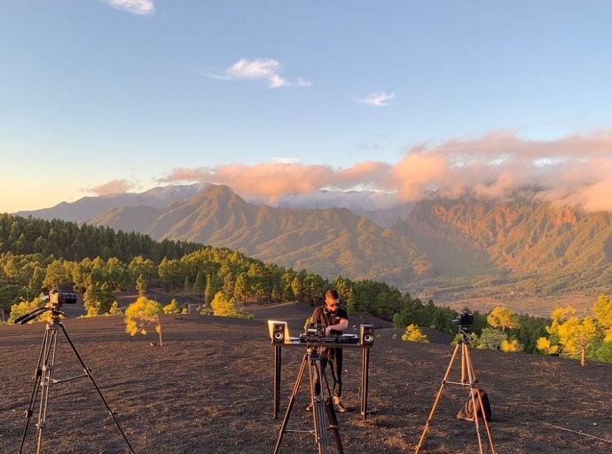 VISAC, el dj 🎧💿 que fusiona su música🎶 con los encantos de La Palma🌄