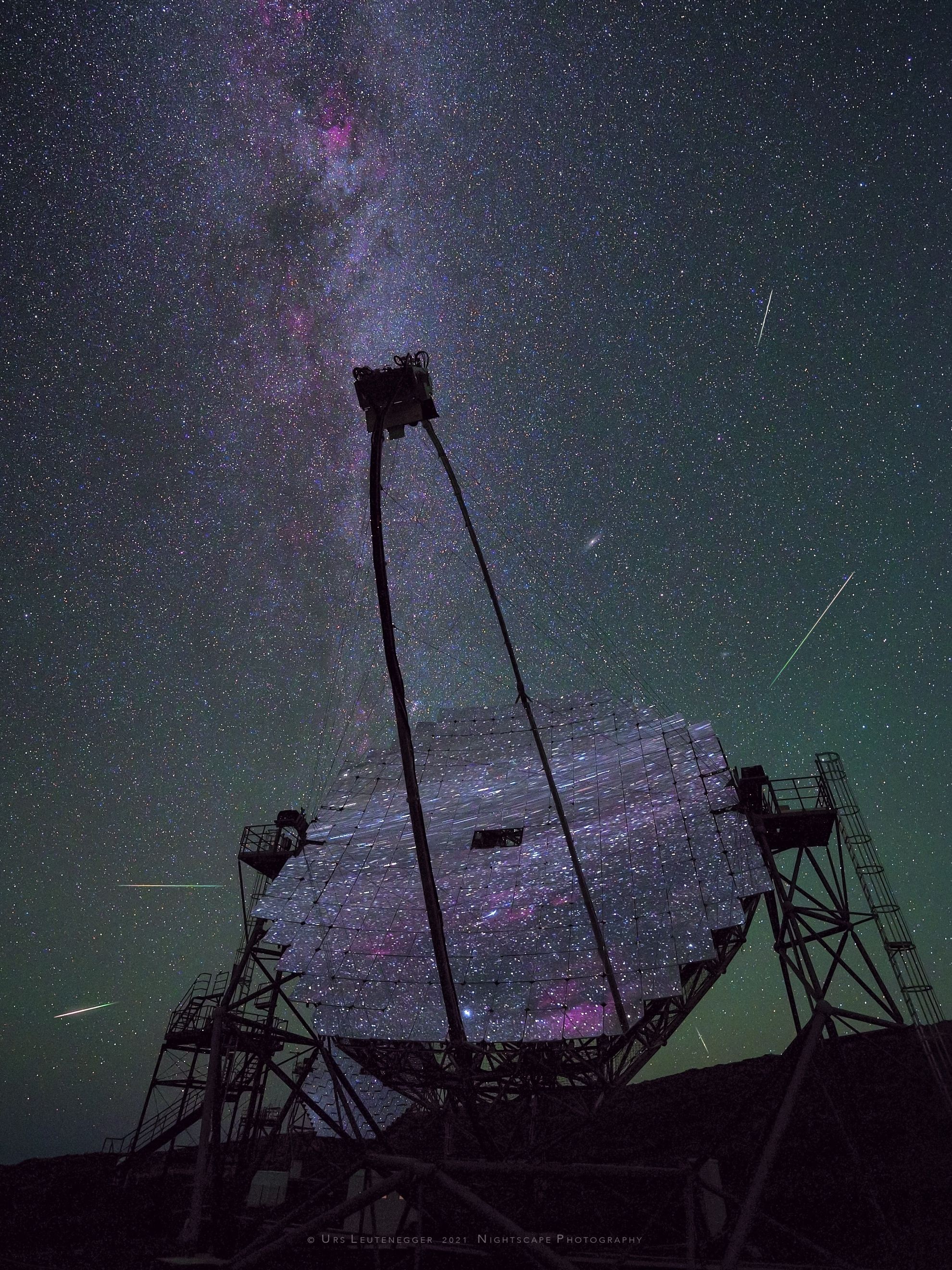 Una 📸imagen de las Perseidas💫 desde el Roque de Los Muchachos elegida foto del día de la NASA🌠