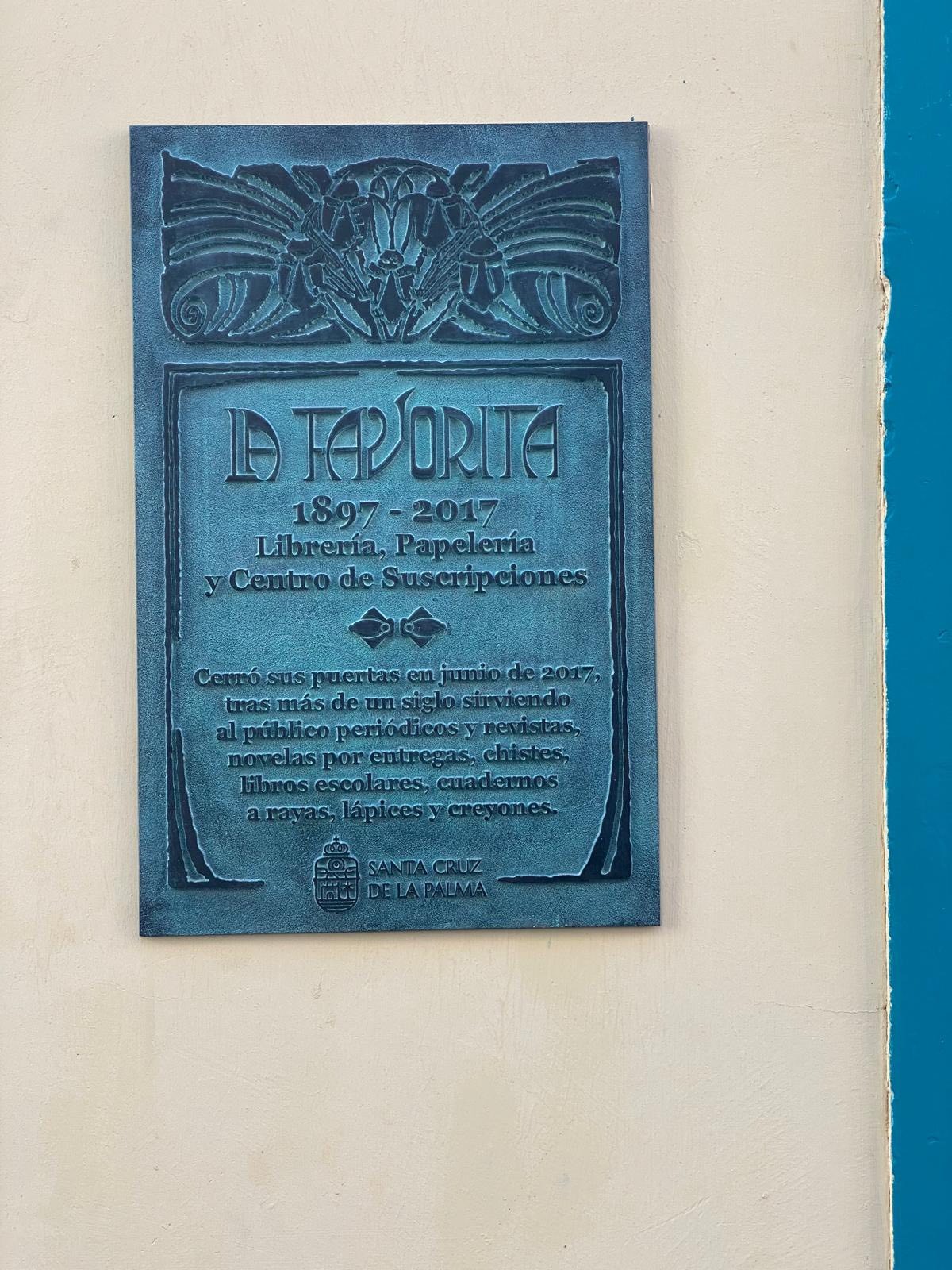 La librería La Favorita📚, para siempre en las calles de Santa Cruz de La Palma ✨